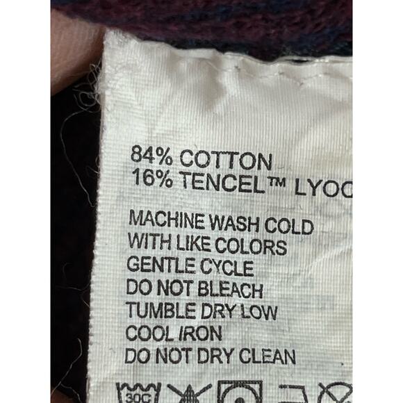 Tommy Bahama Men's XL Blue/Maroon Reversible 1/4 Zip Long Sleeve Sweater - Picture 4 of 10